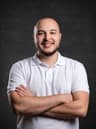 Роман Волков